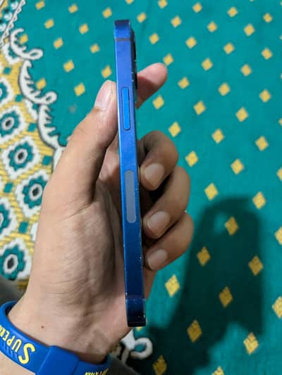 Apple iPhone 12 mini