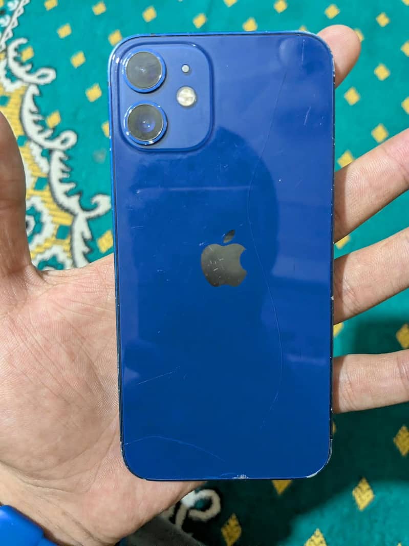 Apple iPhone 12 mini 3