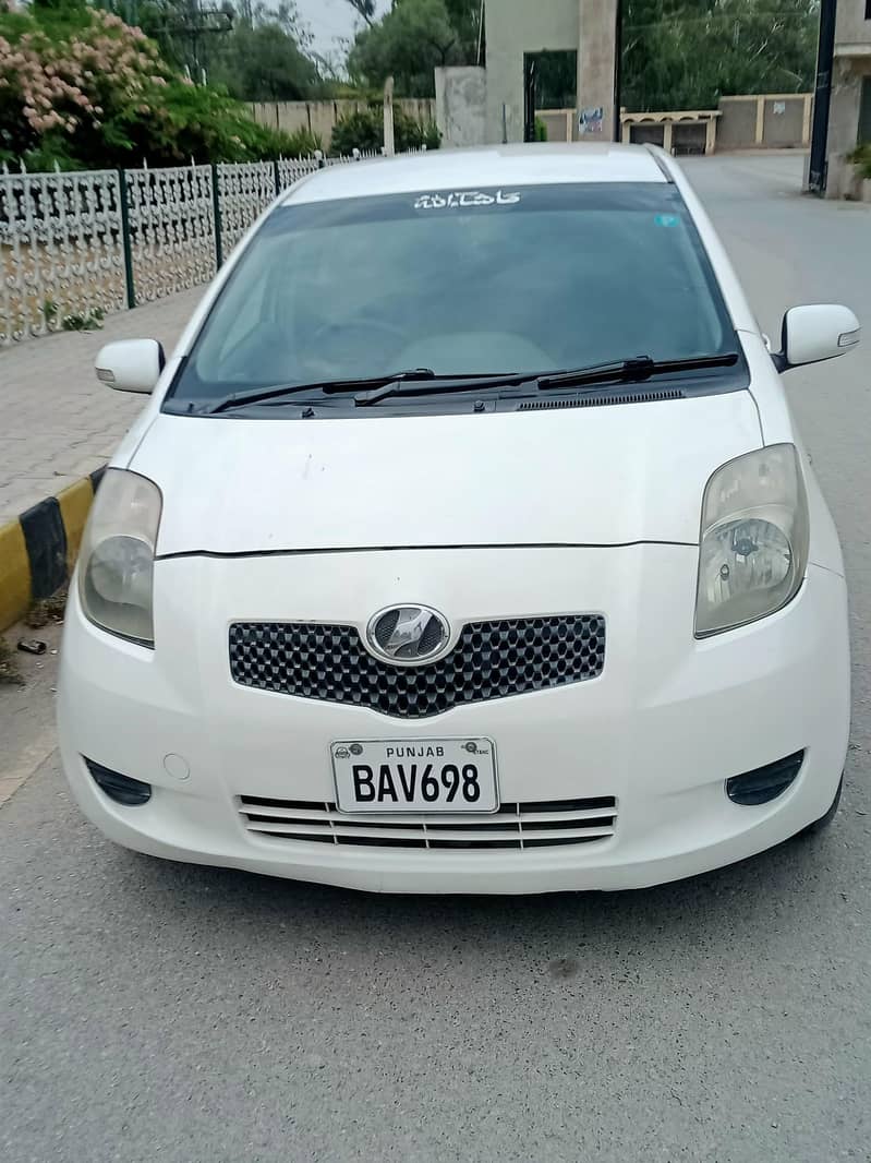 vitz 2005 model 1