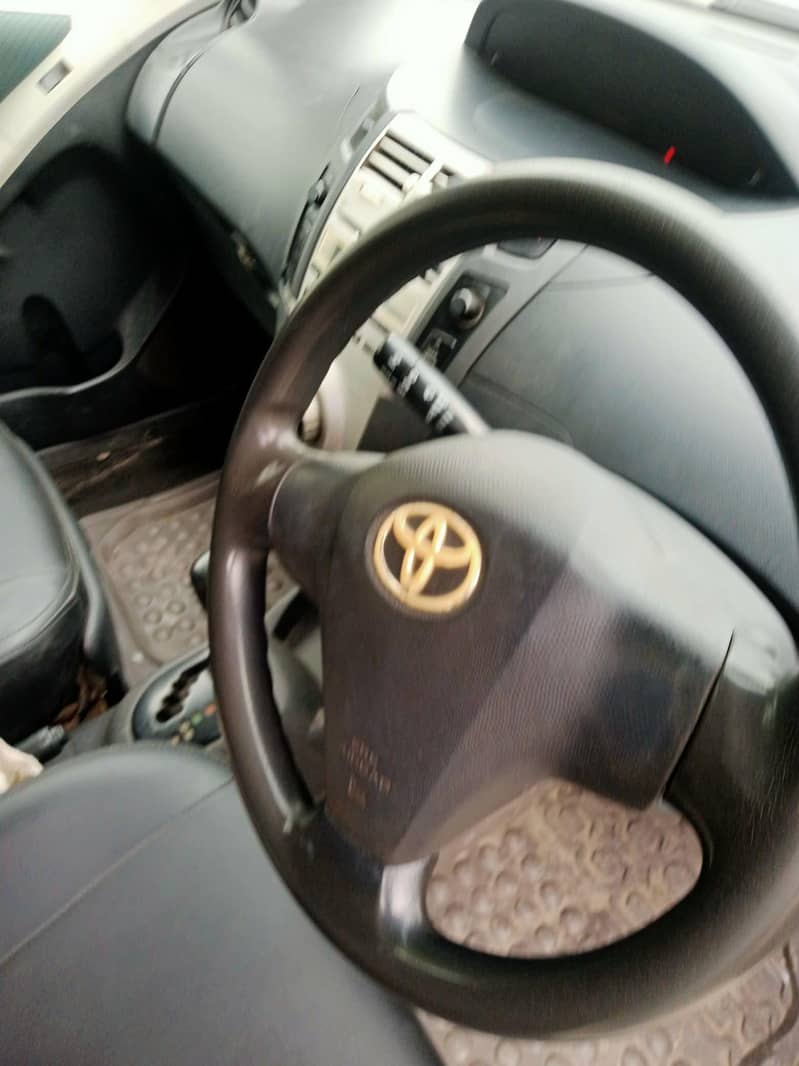 vitz 2005 model 9