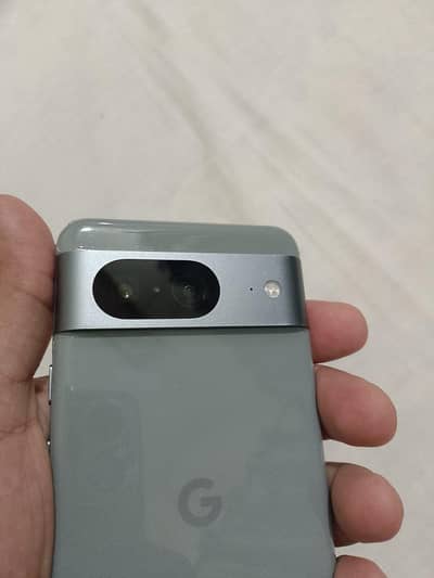 Google Pixel 8