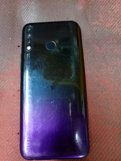Tecno Spark 4