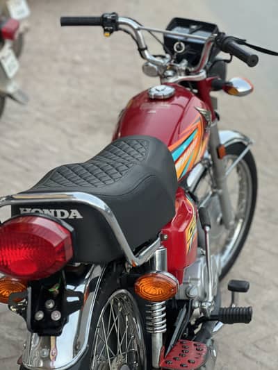 Cg 125 2026 model frist mounth ki bike ha