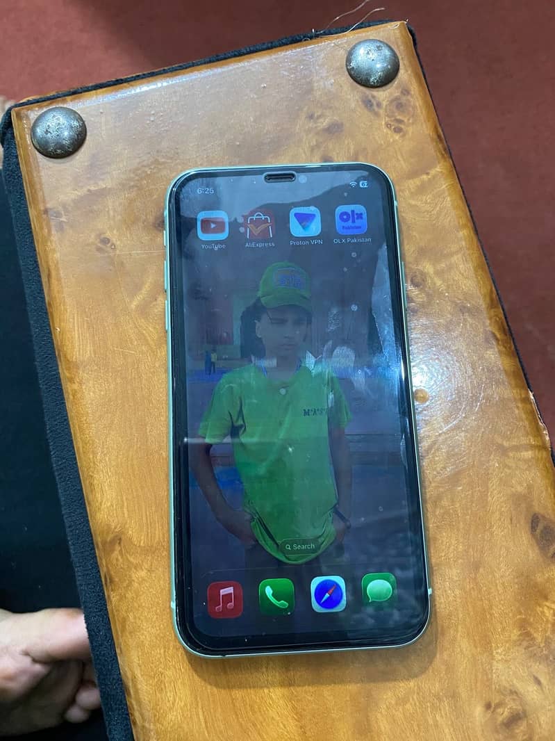 Apple iPhone 11 1