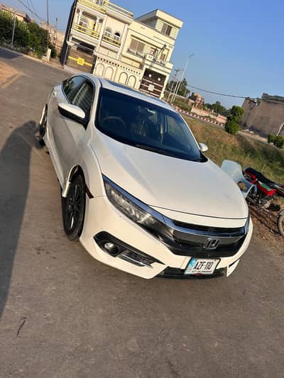 Honda Civic Oriel 1.8 i-VTEC CVT 2020