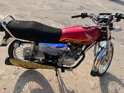 Honda CG 125 2022 model self start urgent sale