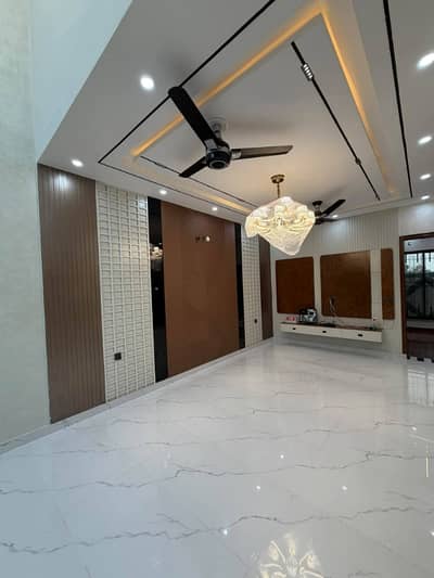 5 Marla Modern Design Beautiful House Available For Rent In Dha 9 Town Lahore