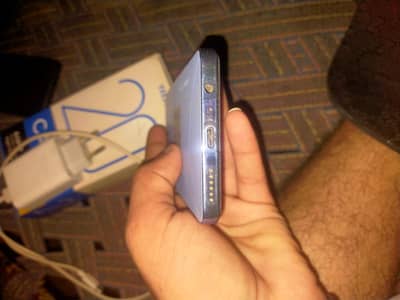 Tecno CAMON 20
