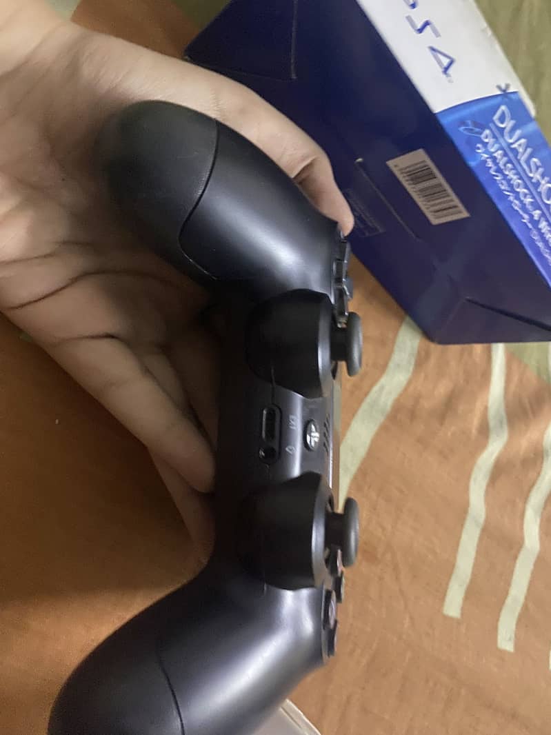Ps4 controller delivery available too 2