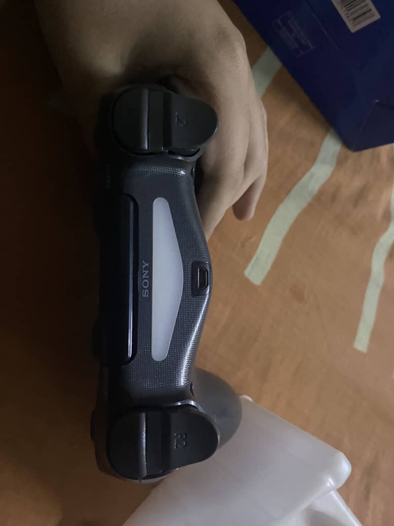 Ps4 controller delivery available too 3
