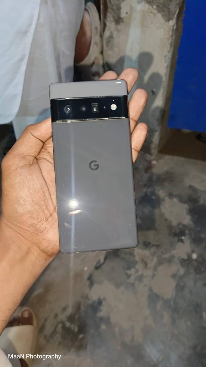 Google Pixel 6 Pro 2