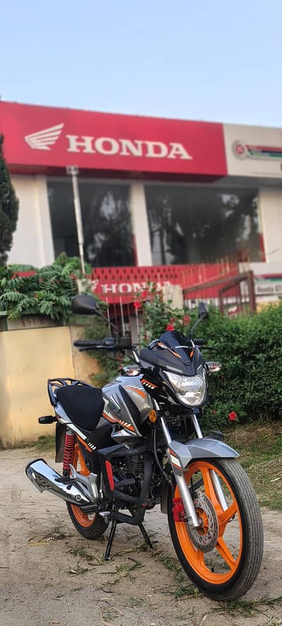 CB I50F 7650 KM DRIVEN