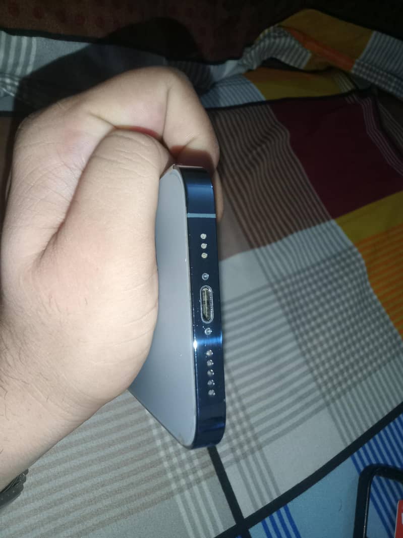 Apple iPhone 13 Pro 3