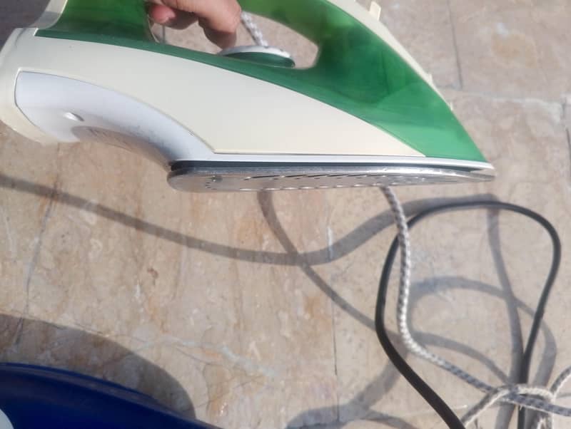 Philips iron 8