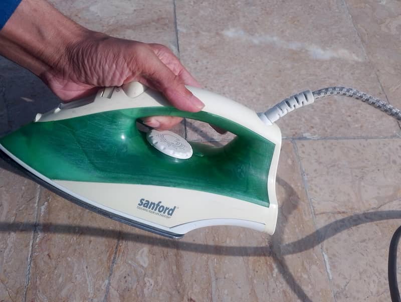Philips iron 9