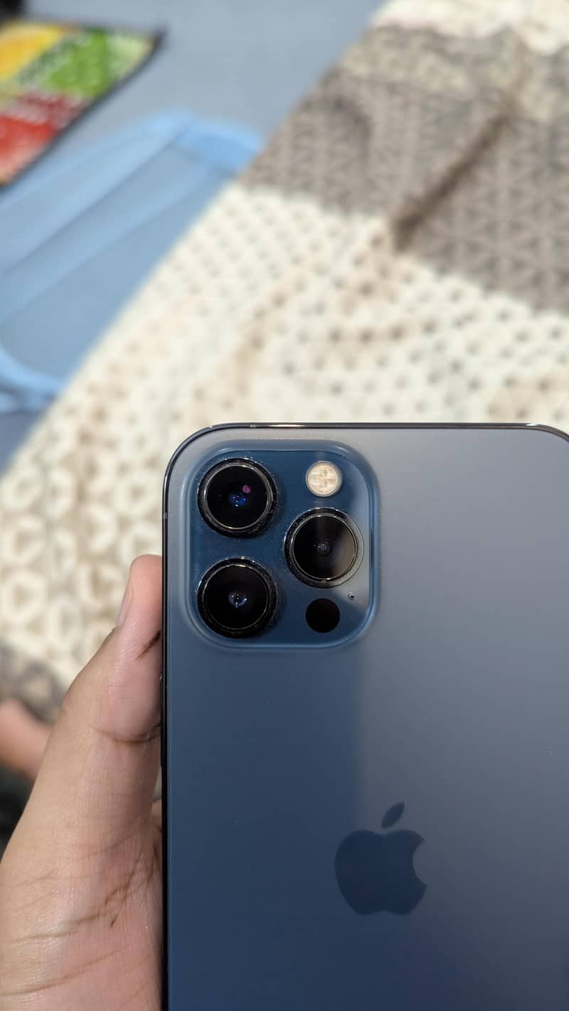 Apple iPhone 12 Pro Max 1