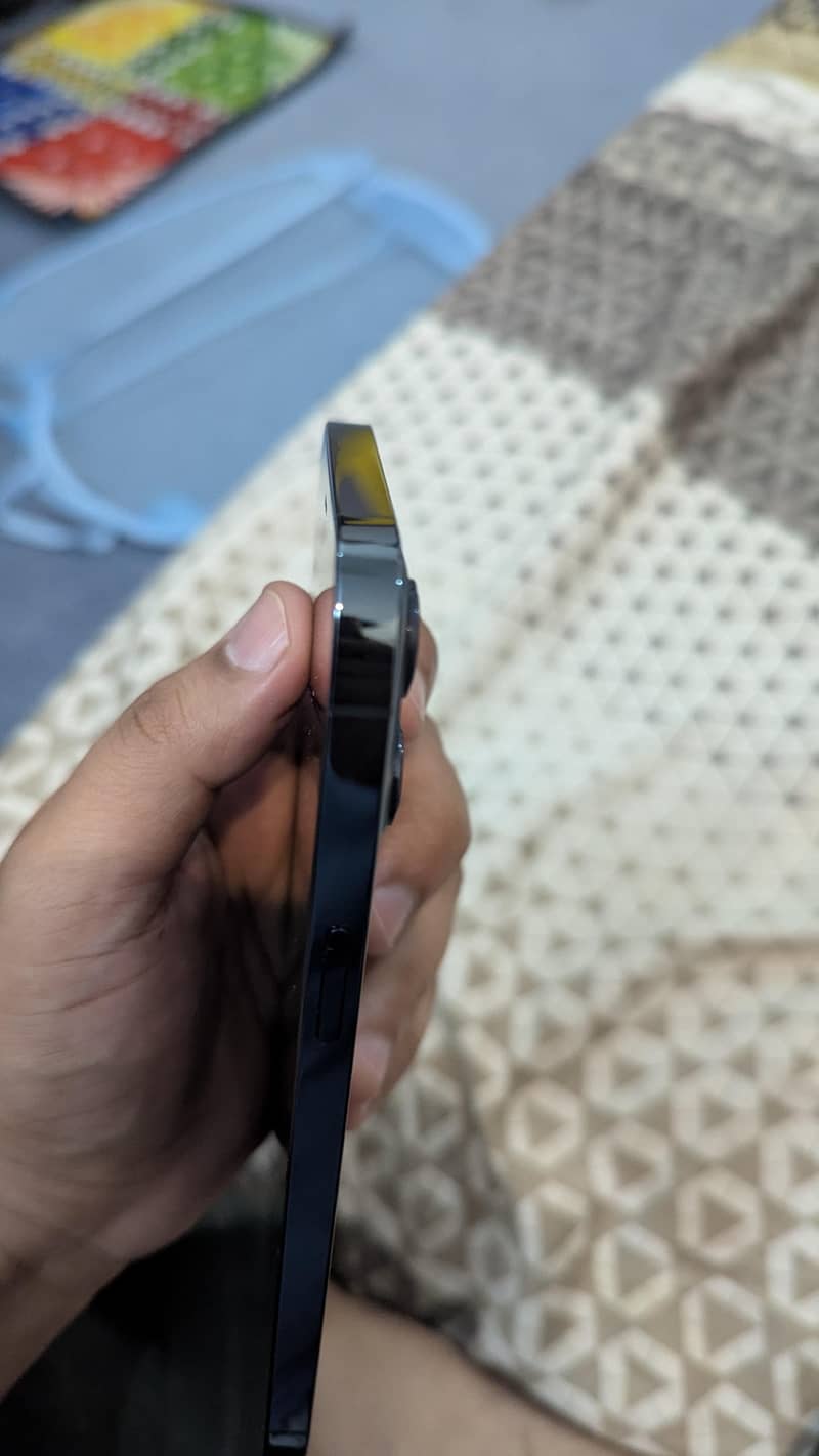 Apple iPhone 12 Pro Max 6