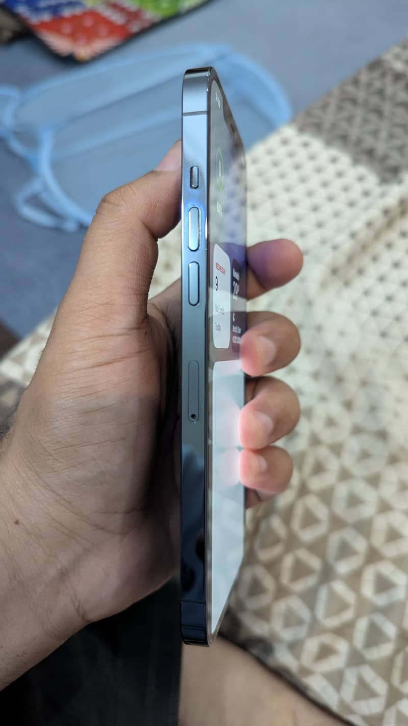 Apple iPhone 12 Pro Max 8