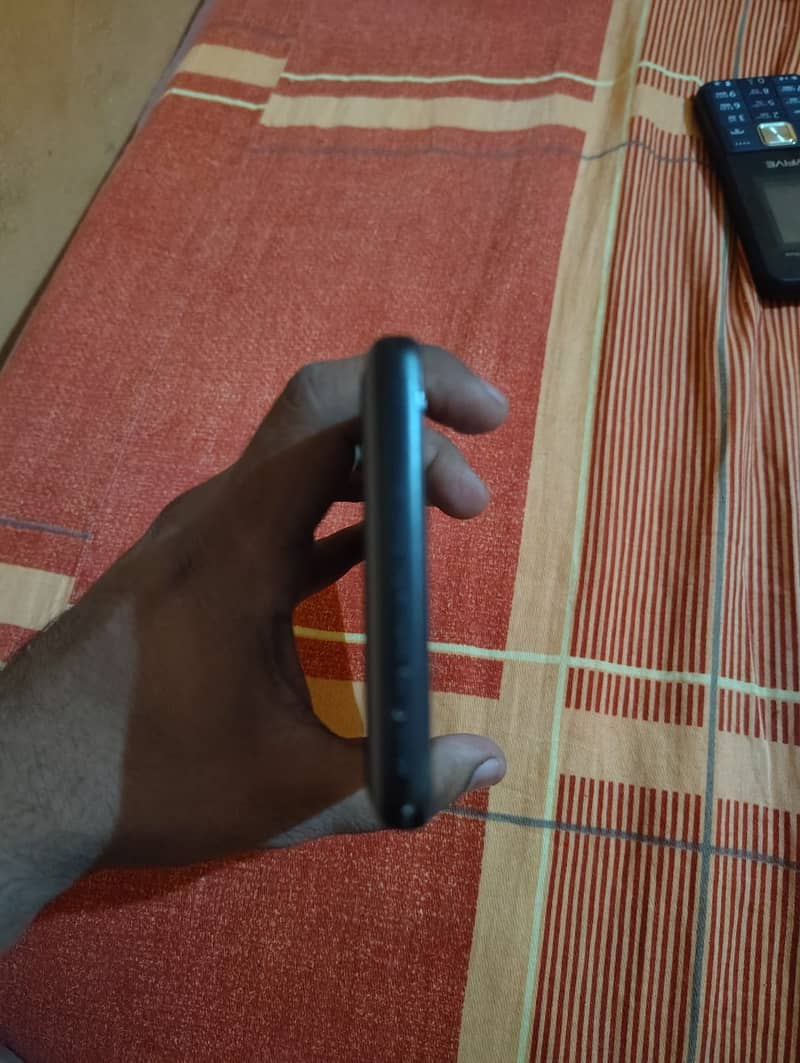 Google Pixel 6a 4