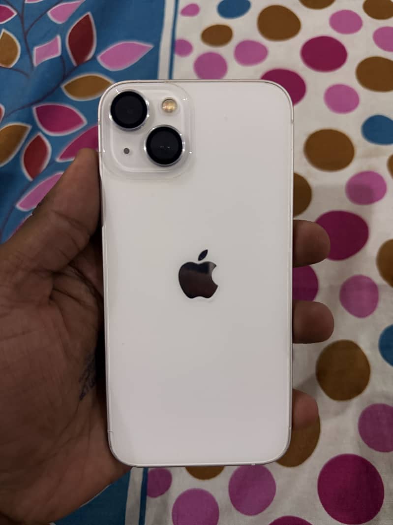Apple iPhone 13 2