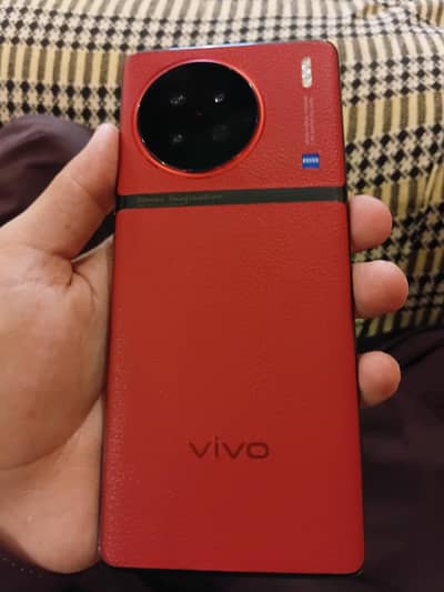 Vivo X90s