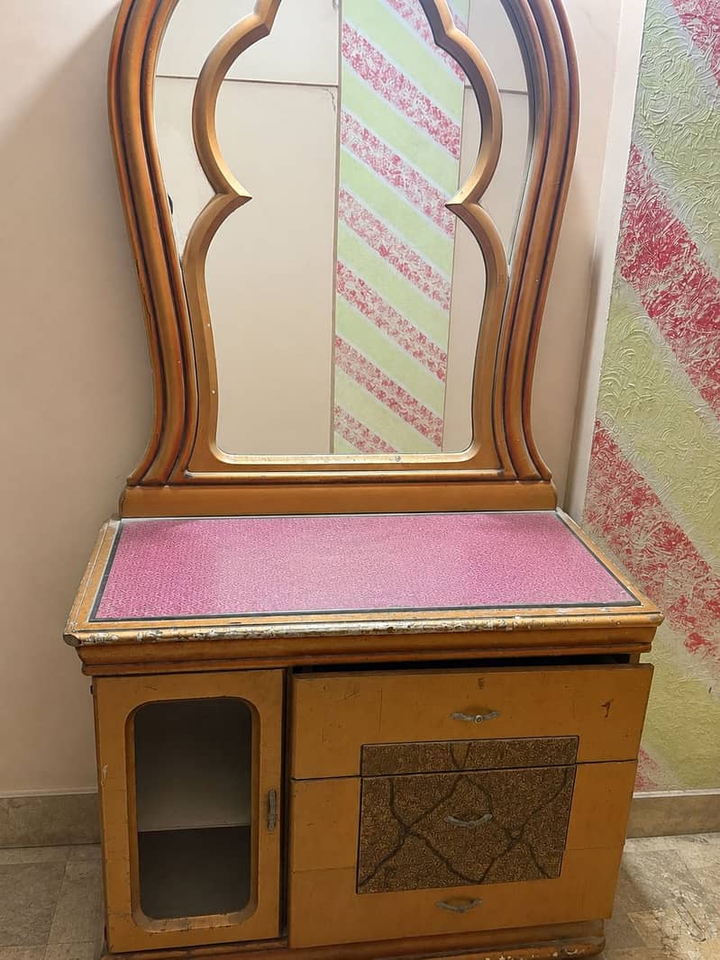 Bed And Dressing Table 1