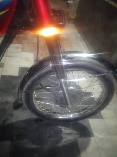 Honda 125 18 model pindi number urgent sale whatsapp 03427757280