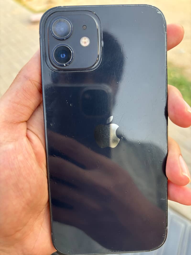 Apple iPhone 12 1