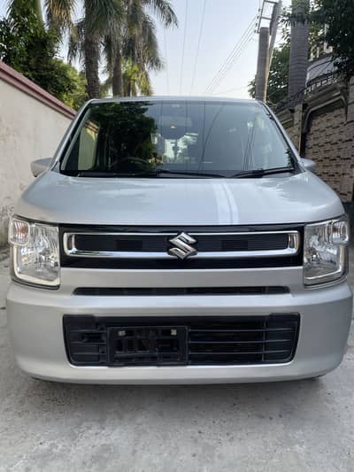 Suzuki Wagon R 2023 hybrid 660cc automatic 03046154215 cal or whatup