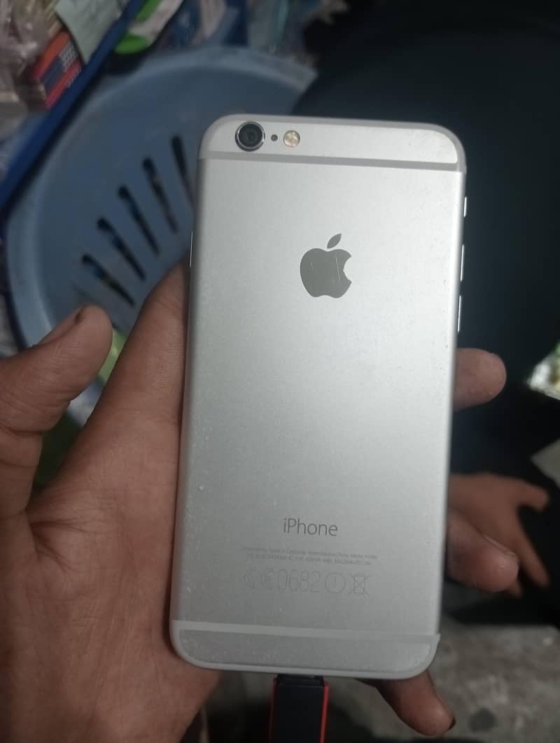 Apple iPhone 6 3