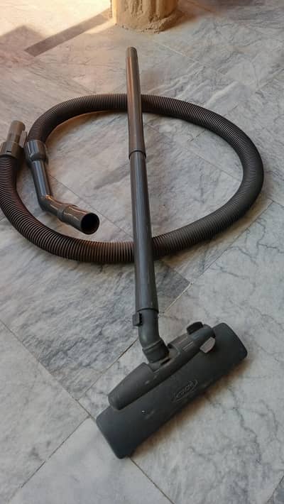 Hitachi Vacuum Cleaner