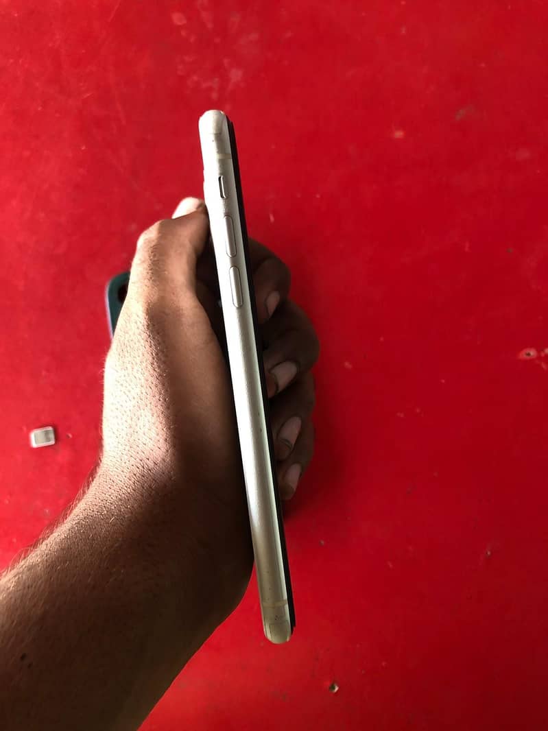 iphone 11 0