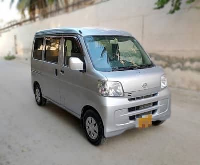 Daihatsu Hijet (Half Cruise)