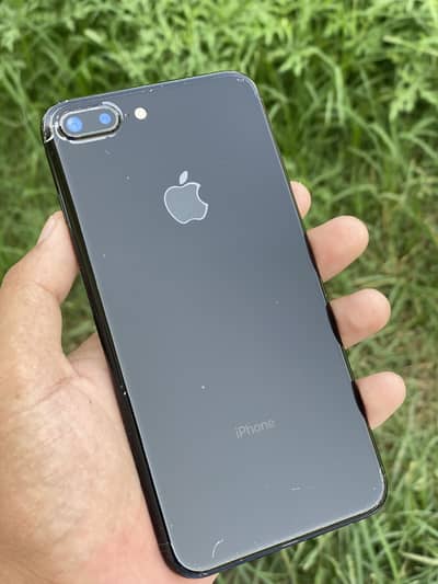 7 plus 128 ga good condition low price