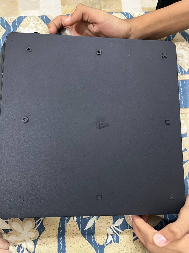 ps4 with box 2