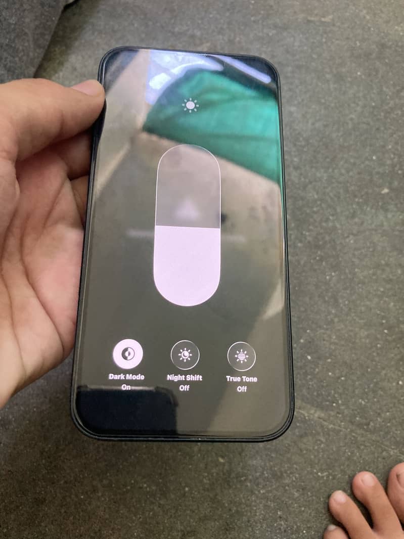 Apple iPhone 13 2