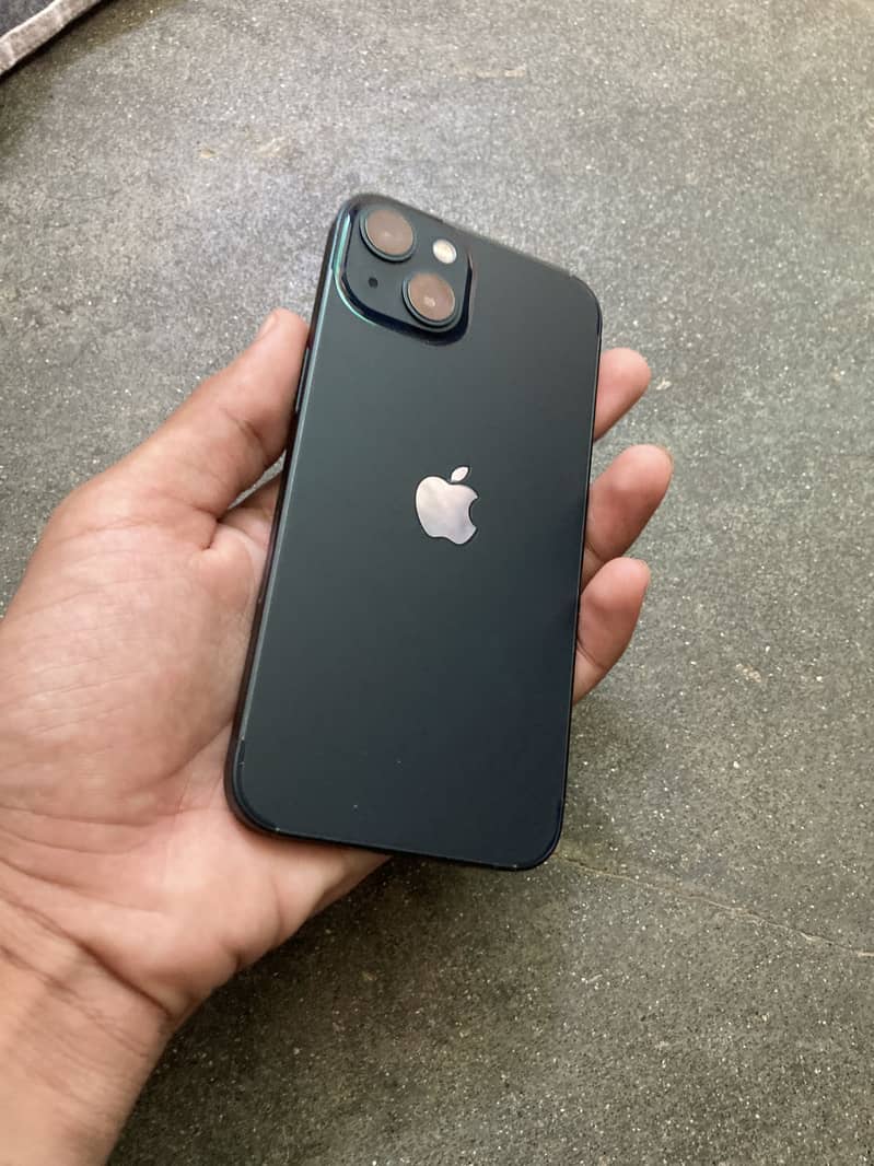 Apple iPhone 13 3