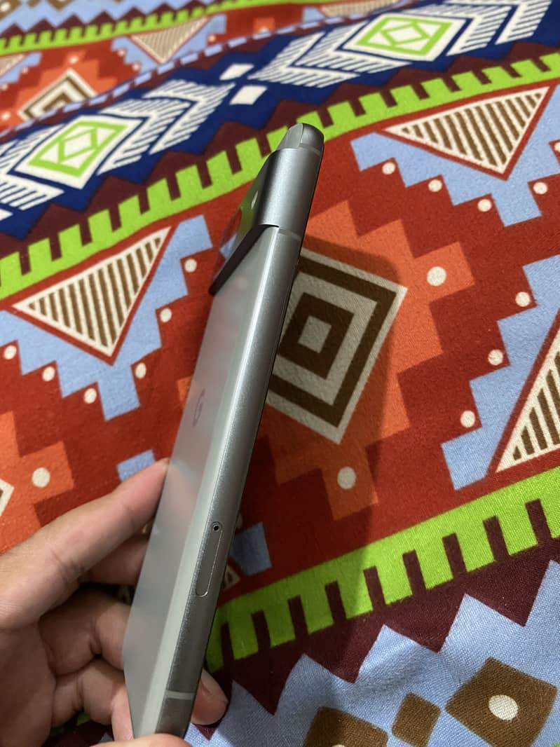Google pixel 8 6