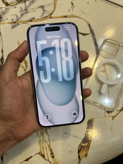 Apple iPhone 15