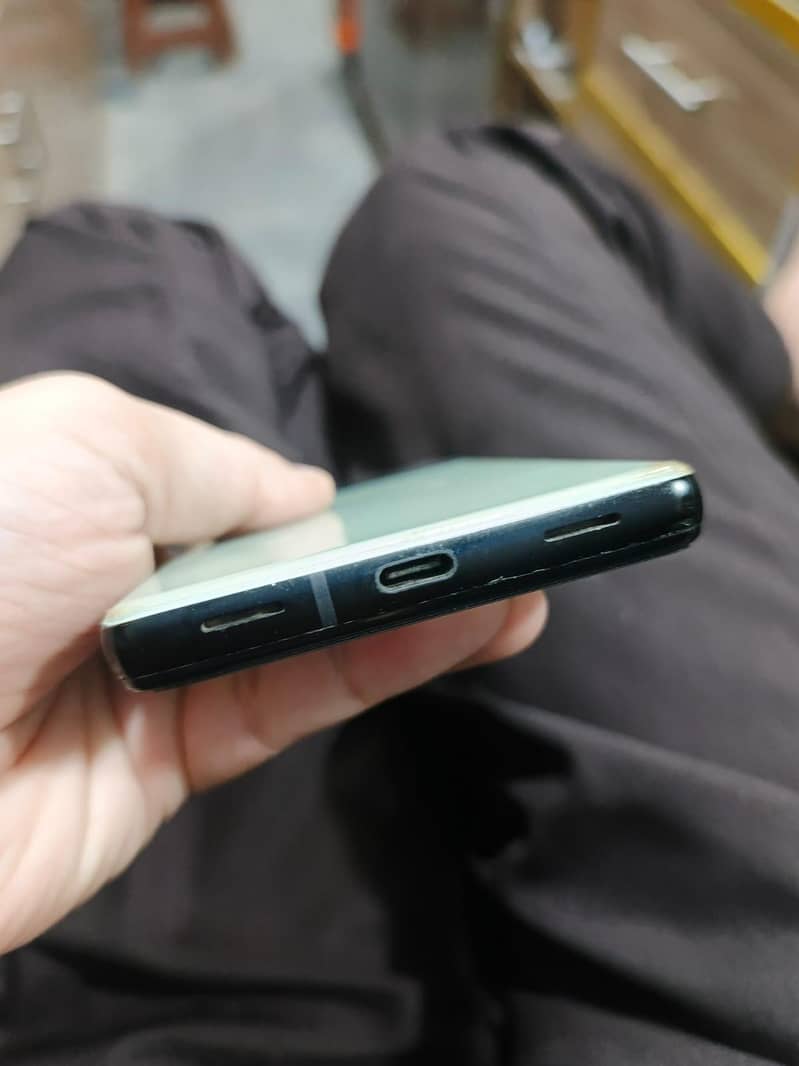 Google Pixel 6a 1