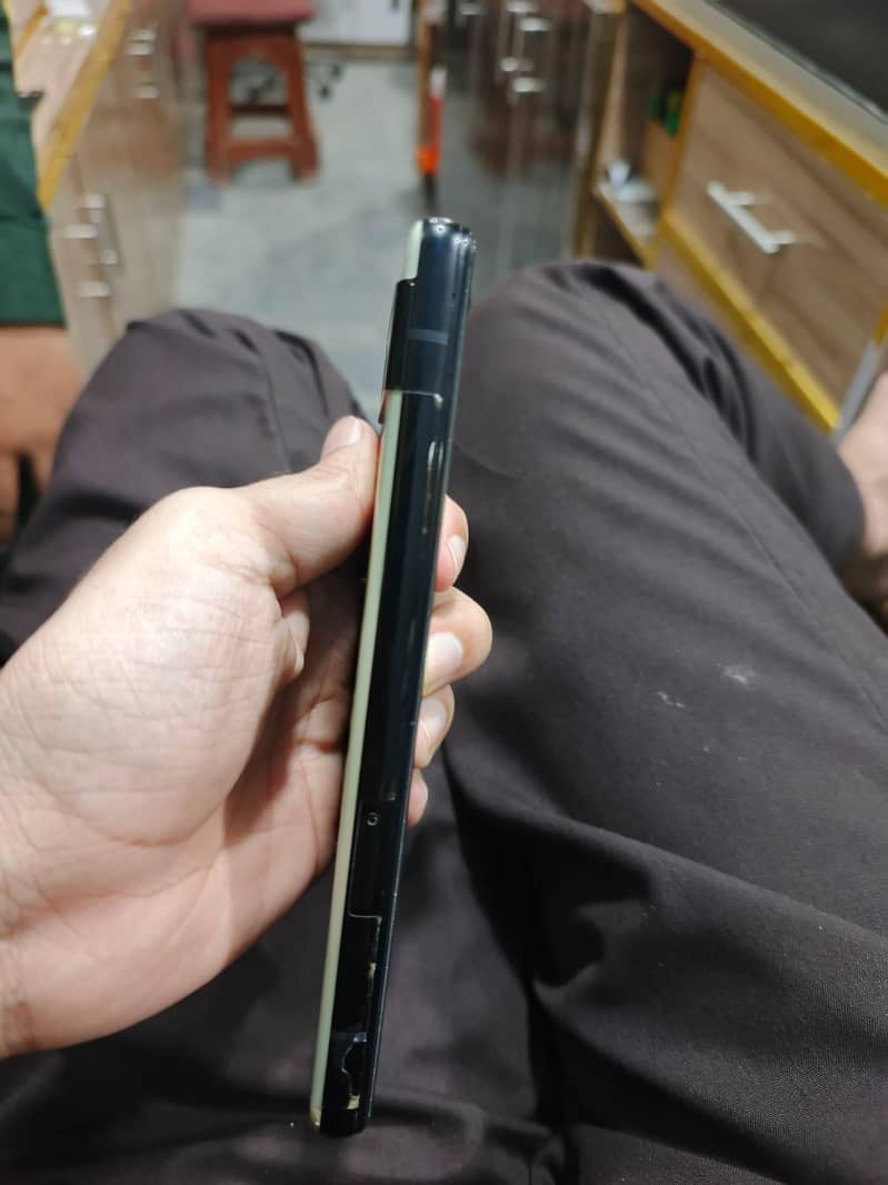 Google Pixel 6a 4