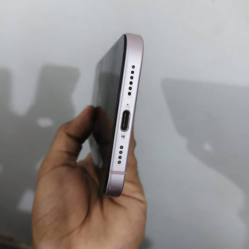 Apple iPhone 15 plus 1
