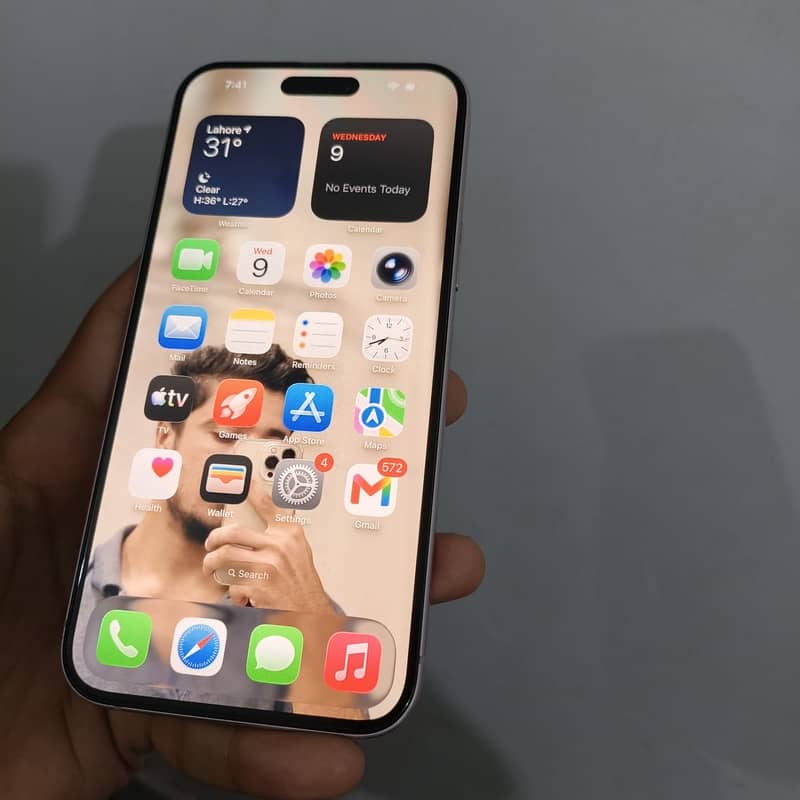 Apple iPhone 15 plus 7