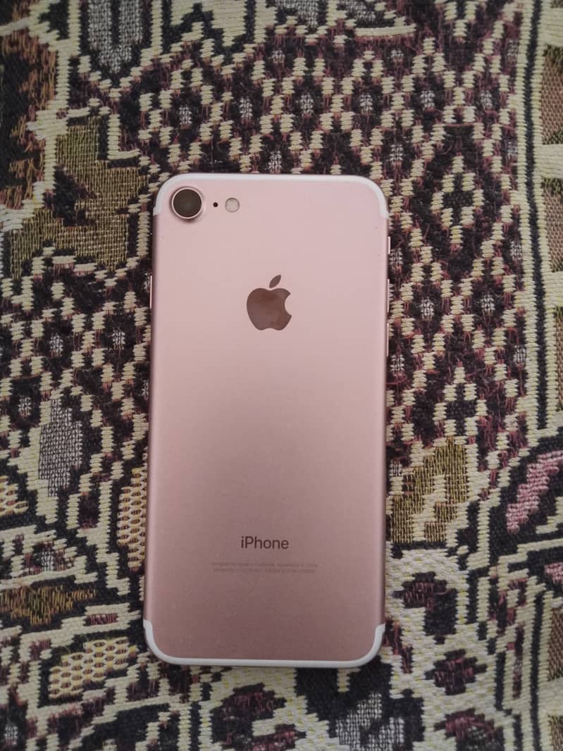 Apple iPhone 7 2