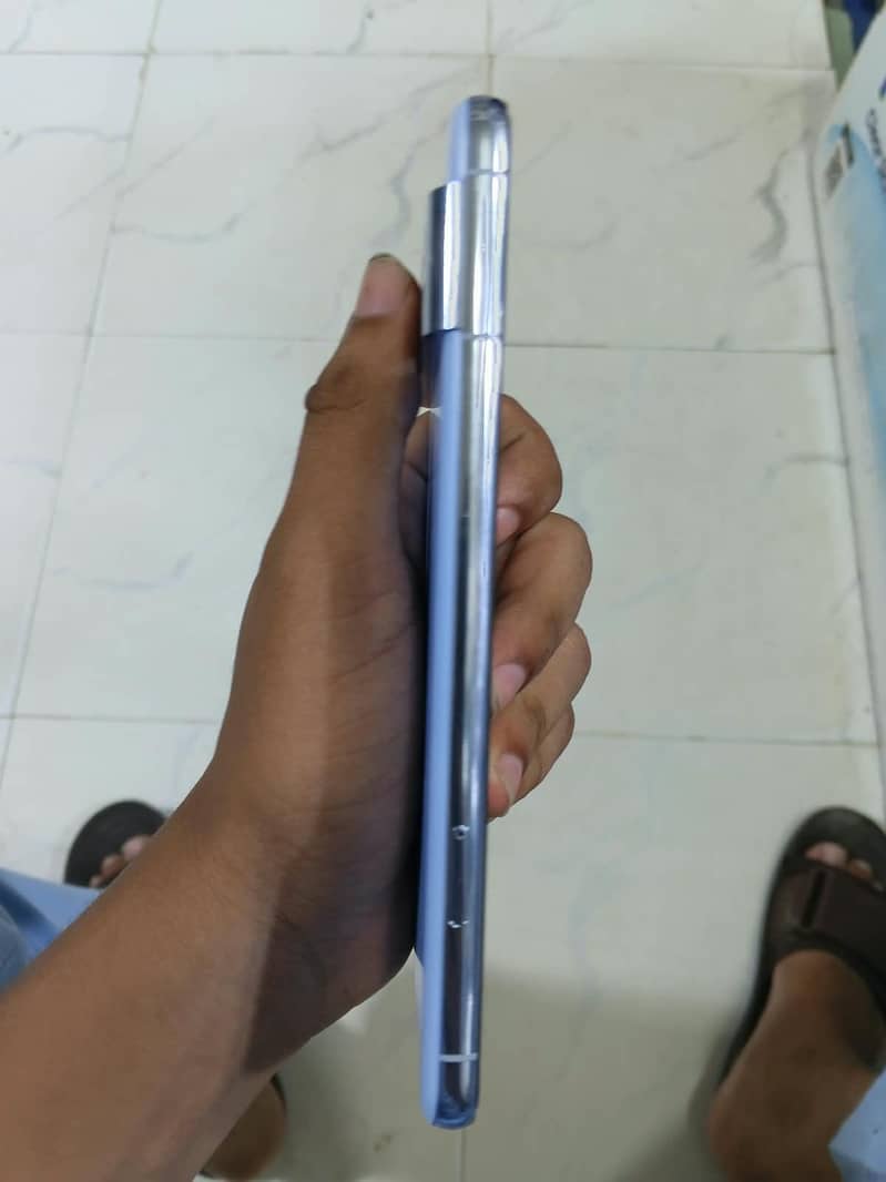 Google Pixel 8 Pro 2