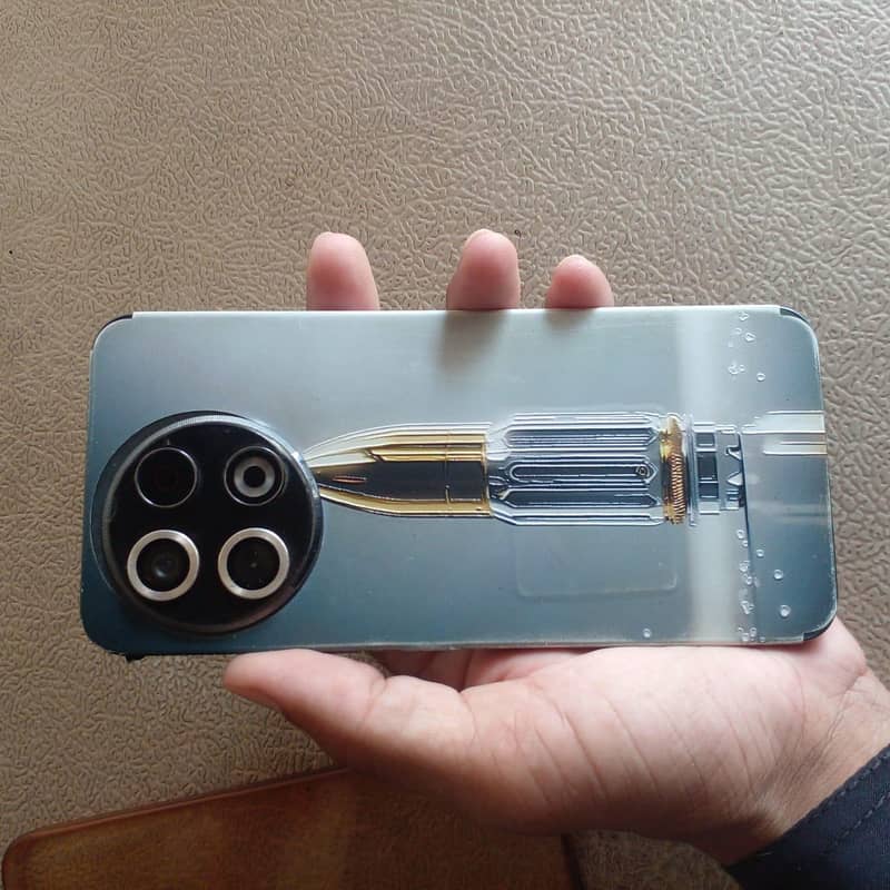 Tecno CAMON 30 Pro 1