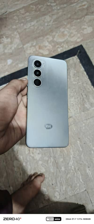 Itel City 100
