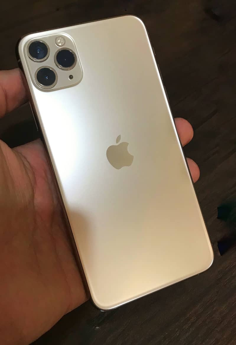 Apple iPhone 11 Pro Max 0