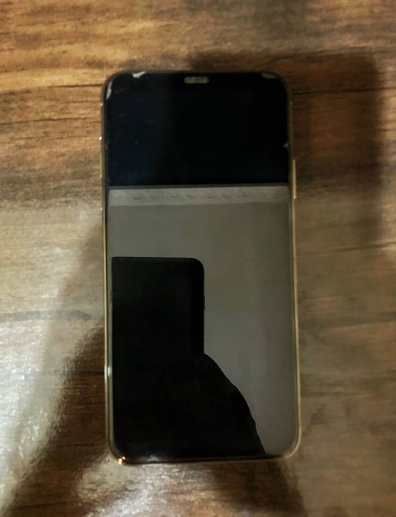 Apple iPhone 11 Pro Max 6