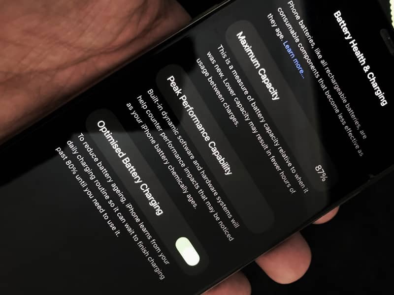 Apple iPhone 11 Pro Max 7